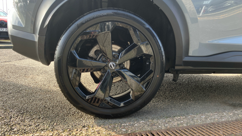 Nissan Juke 1.0 DiG-T Tekna 5dr Petrol Hatchback